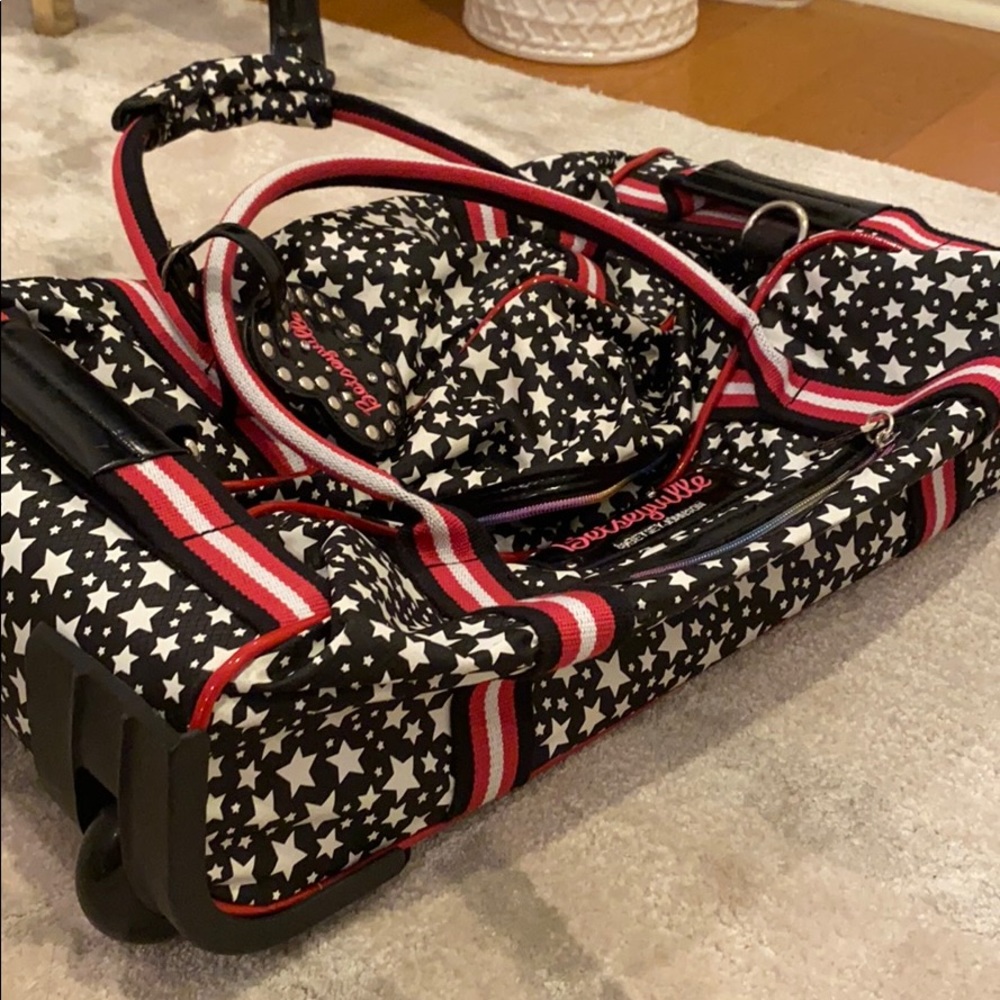 Star suitcase betsyville